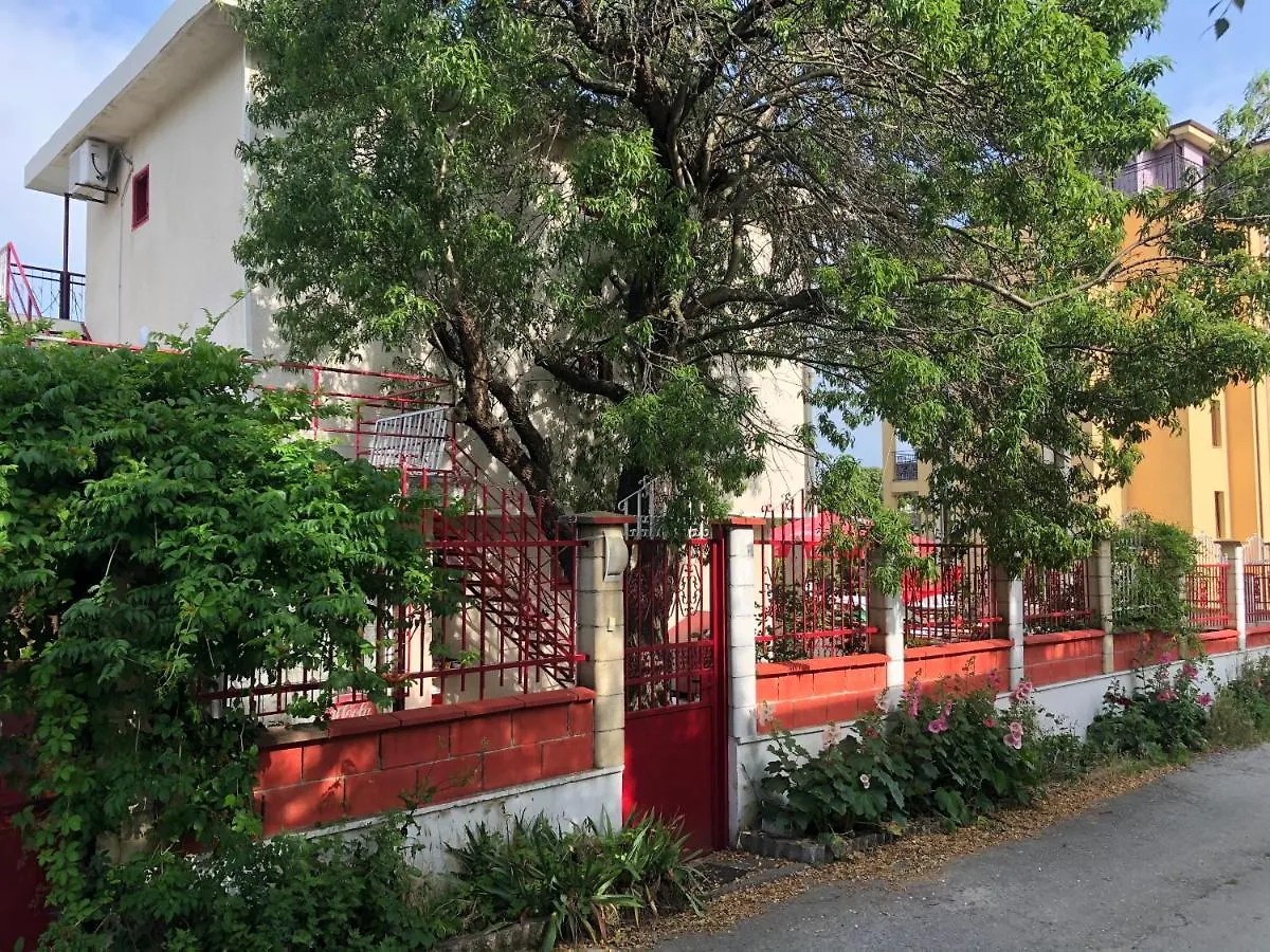 Surf House Villa Rose I Po3A L Złote Piaski Bułgaria